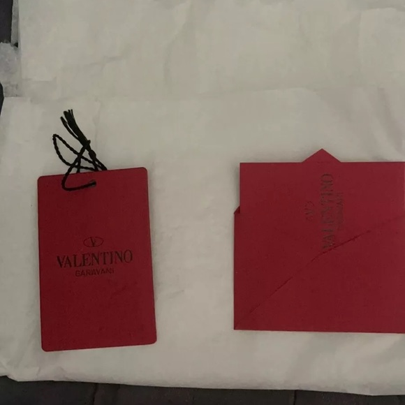 Valentino ipad rockstud case - Picture 3 of 8